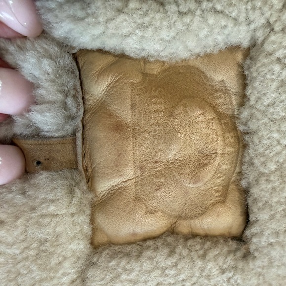 Overland Leather Coat with Shearling Lining - Picture 4 of 5